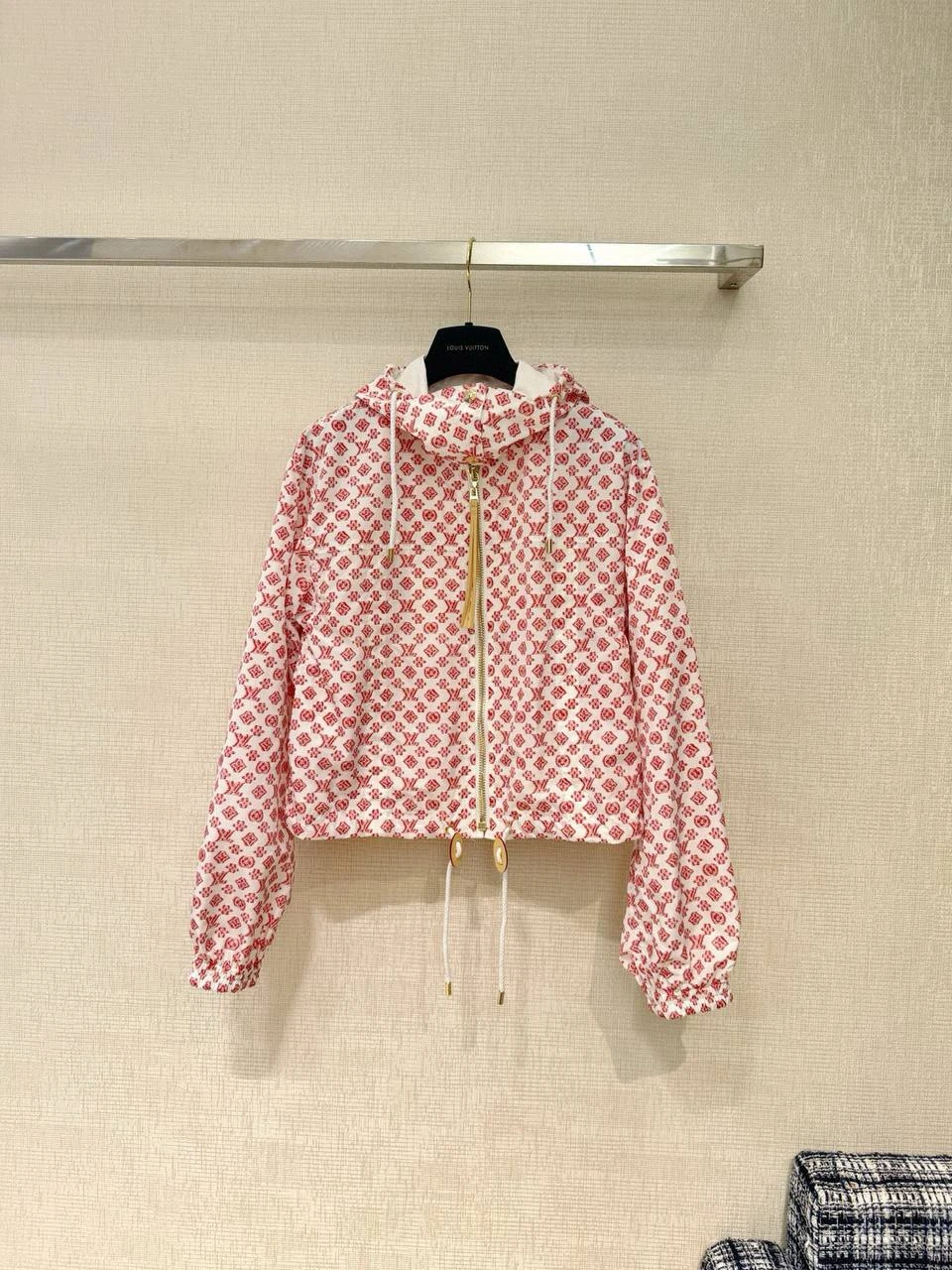 LOUIS VUITTON Женская ветровка из нейлона LOUIS VUITTON Женская ветровка из нейлона