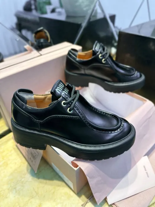 MIU MIU Женские туфли