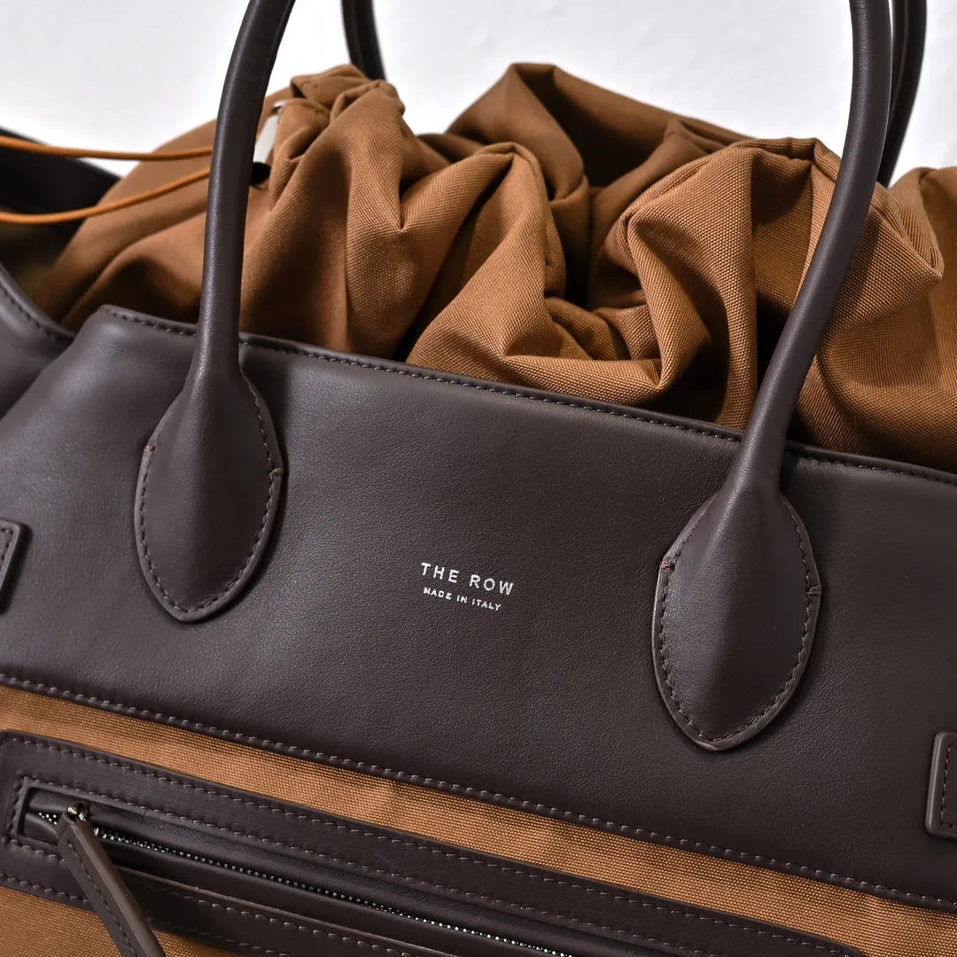 THE ROW Женская сумка Margaux 17 THE ROW Женская сумка Margaux 17