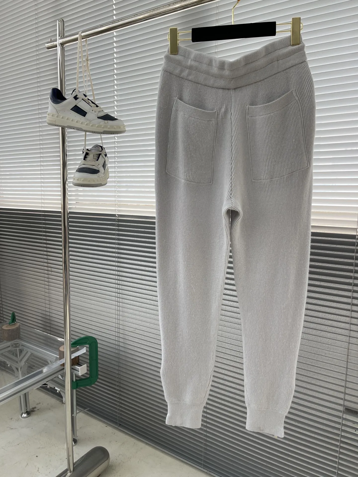 BRUNELLO CUCINELLI Мужские вязаные брюки