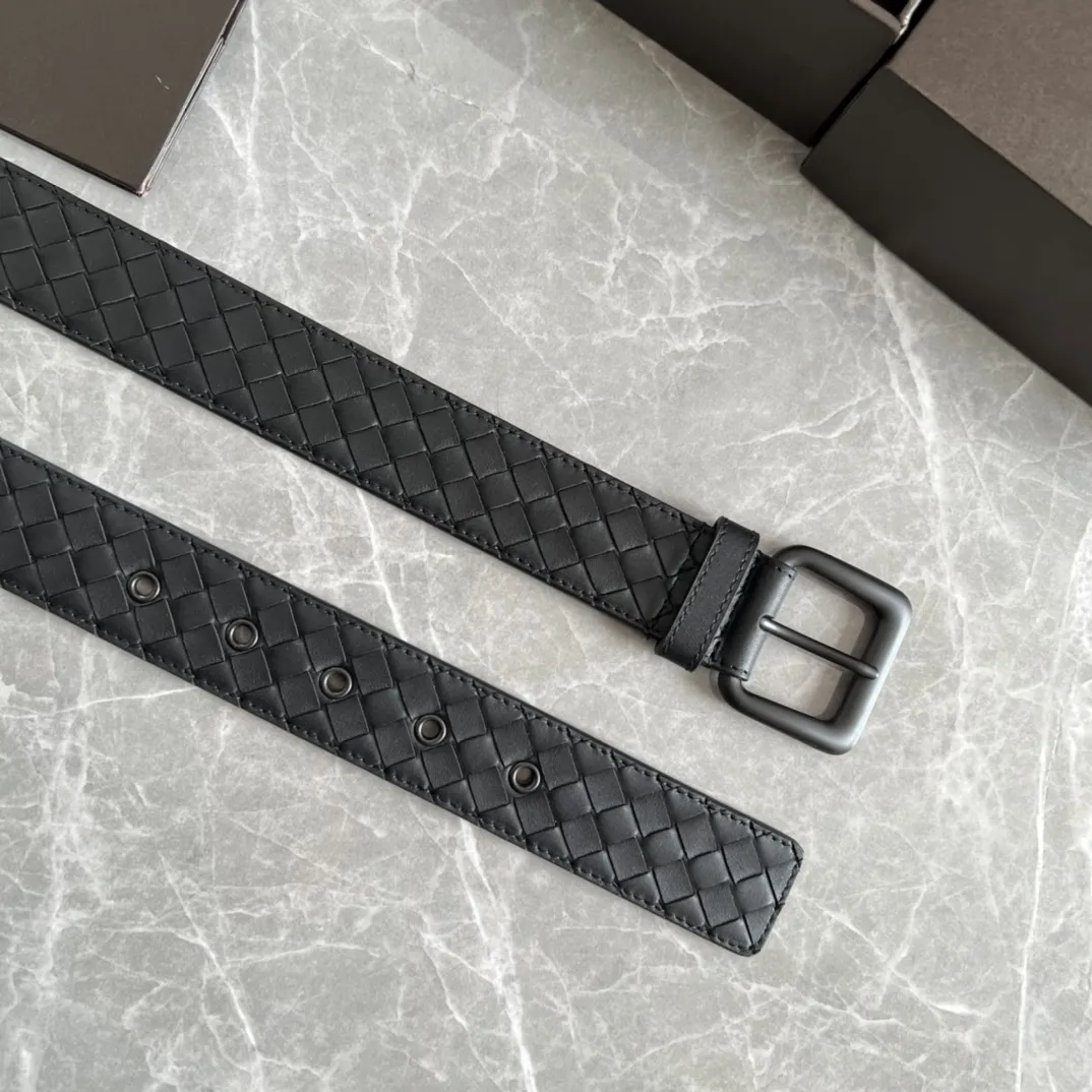 BOTTEGA VENETA Мужской ремень классический BOTTEGA VENETA Мужской ремень классический