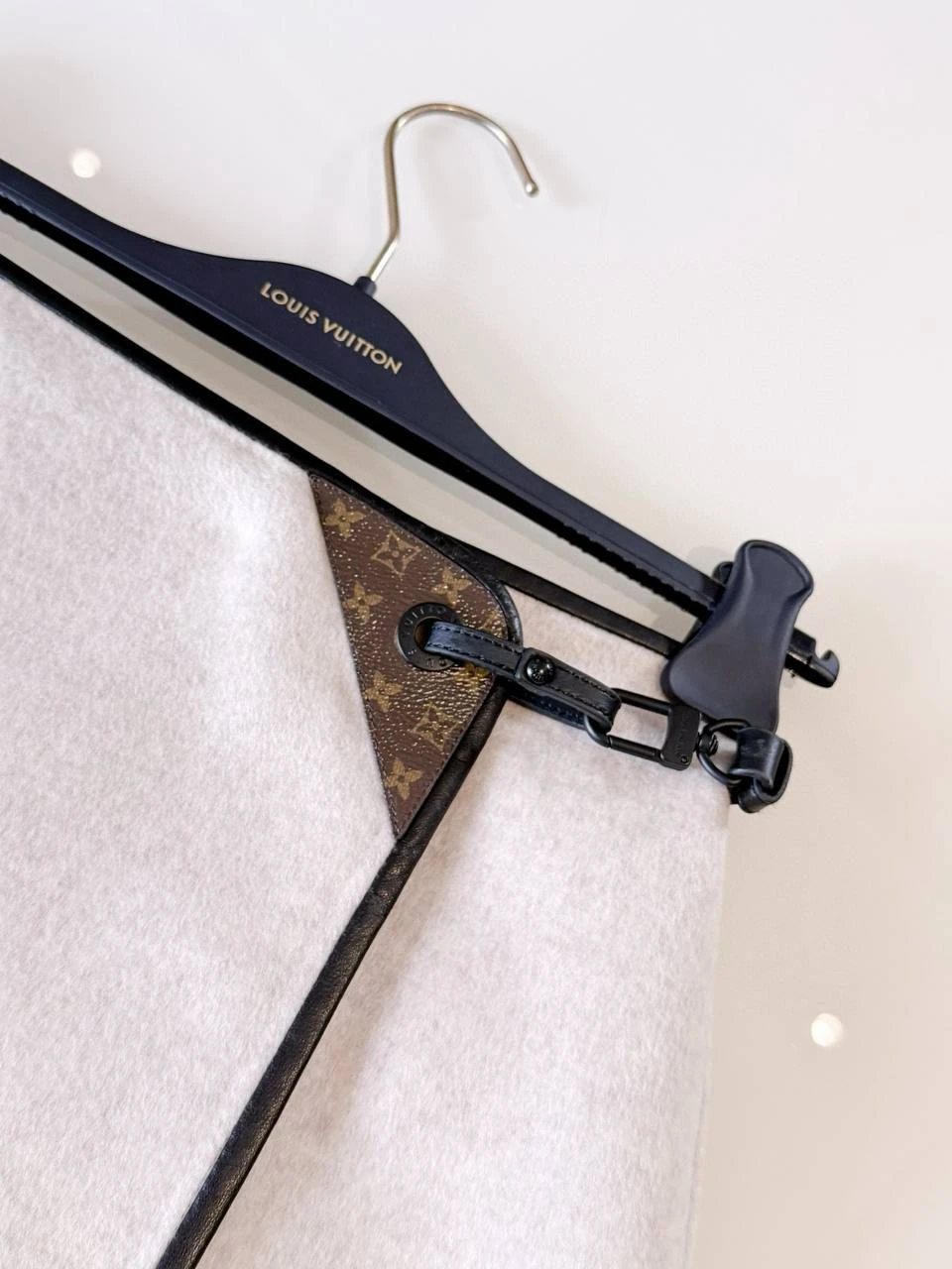 LOUIS VUITTON Женская юбка из шерсти LOUIS VUITTON Женская юбка из шерсти