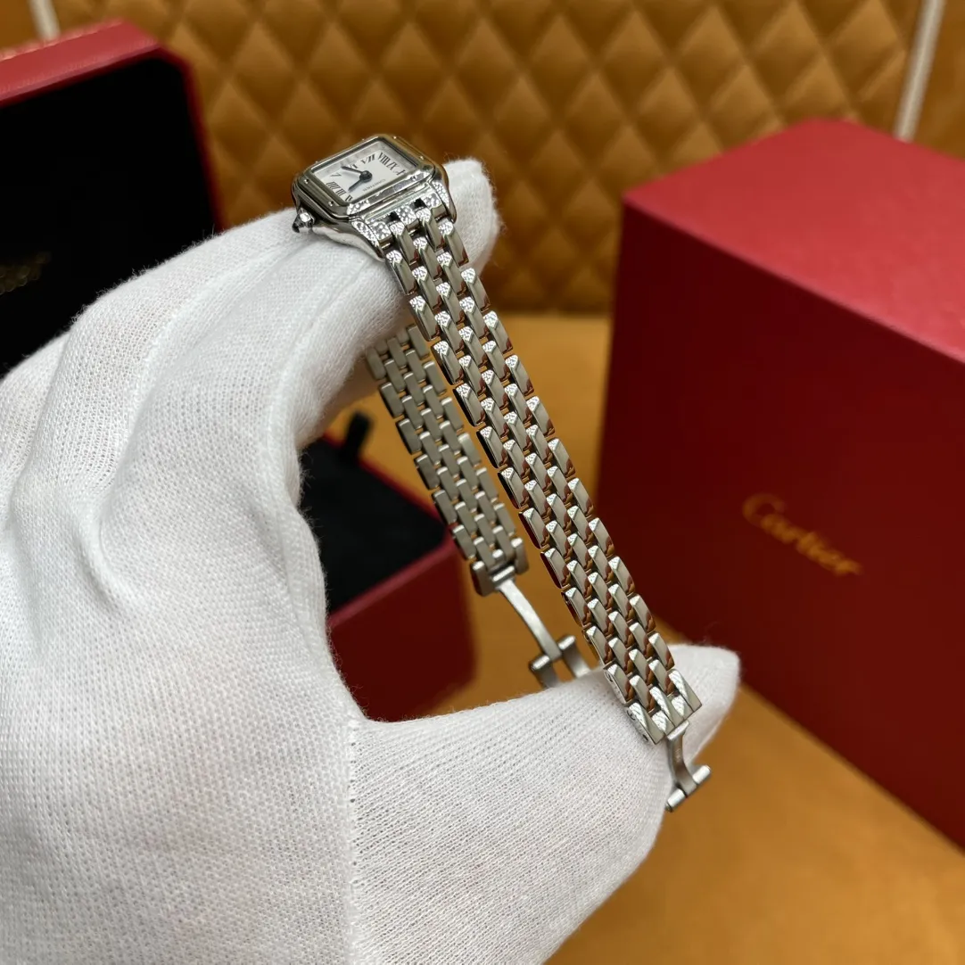 CARTIER Женские часы Panthère Mini WSPN0012 CARTIER Женские часы Panthère Mini WSPN0012