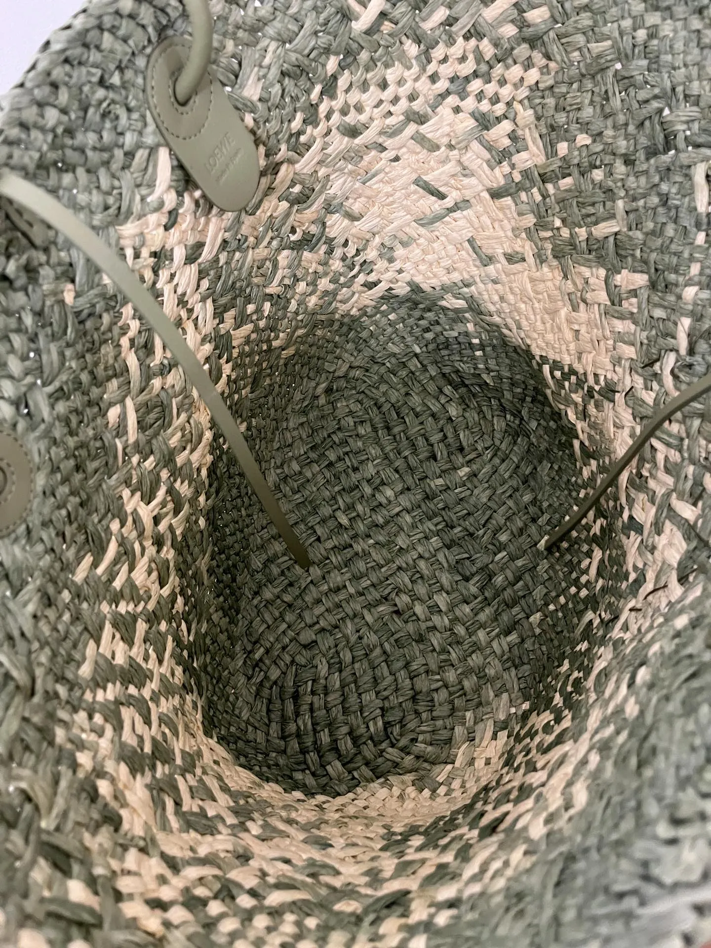 LOEWE Женская пляжная сумка Anagram Basket