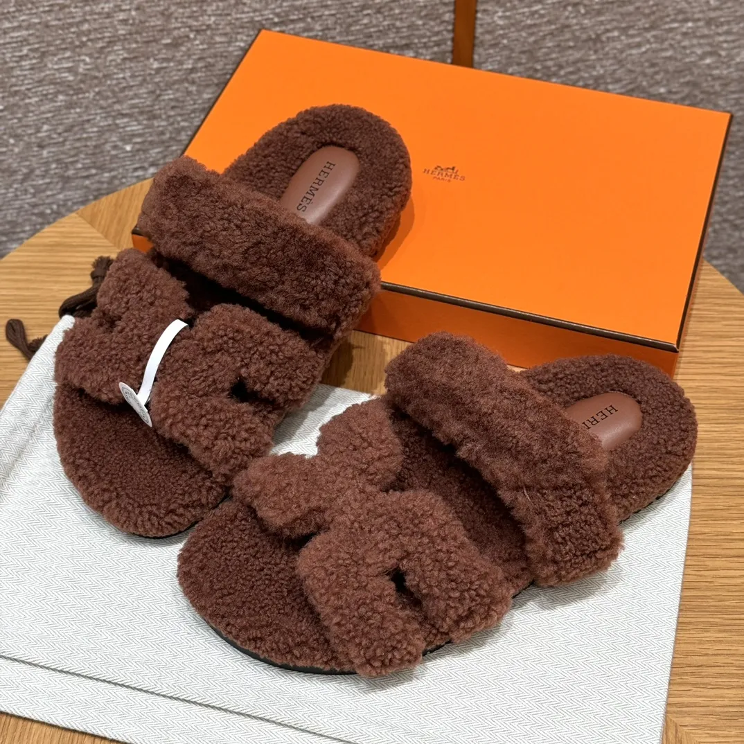 HERMES Женские сандалии Chypre из шерсти