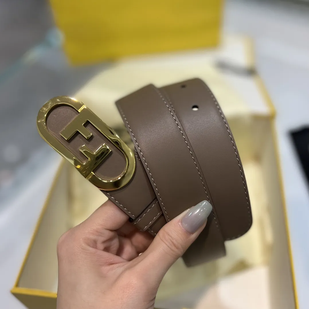 FENDI Женский ремень с пряжкой FF ширина 3 см