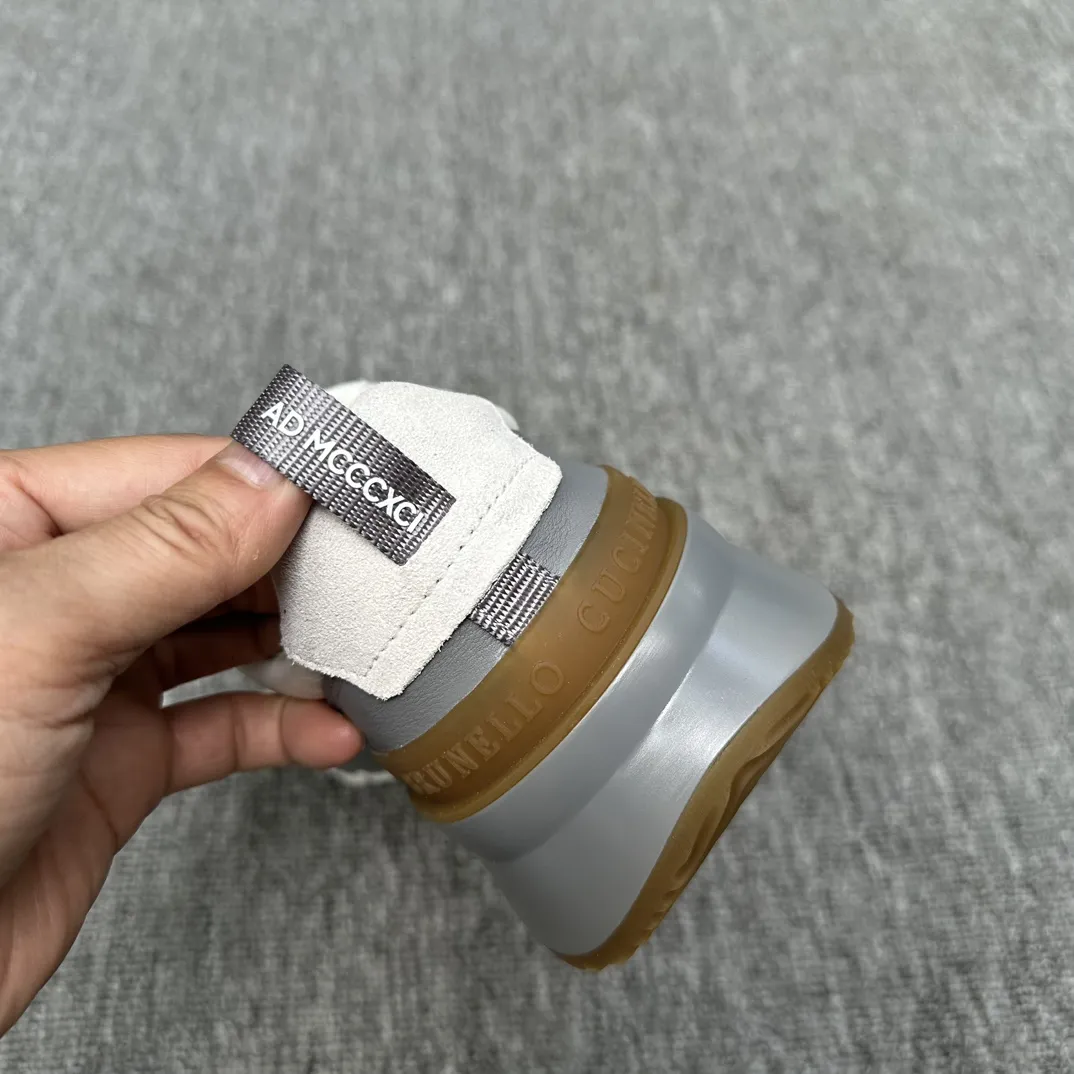 BRUNELLO CUCINELLI Мужские кроссовки из кожи и замши BRUNELLO CUCINELLI Мужские кроссовки из кожи и замши