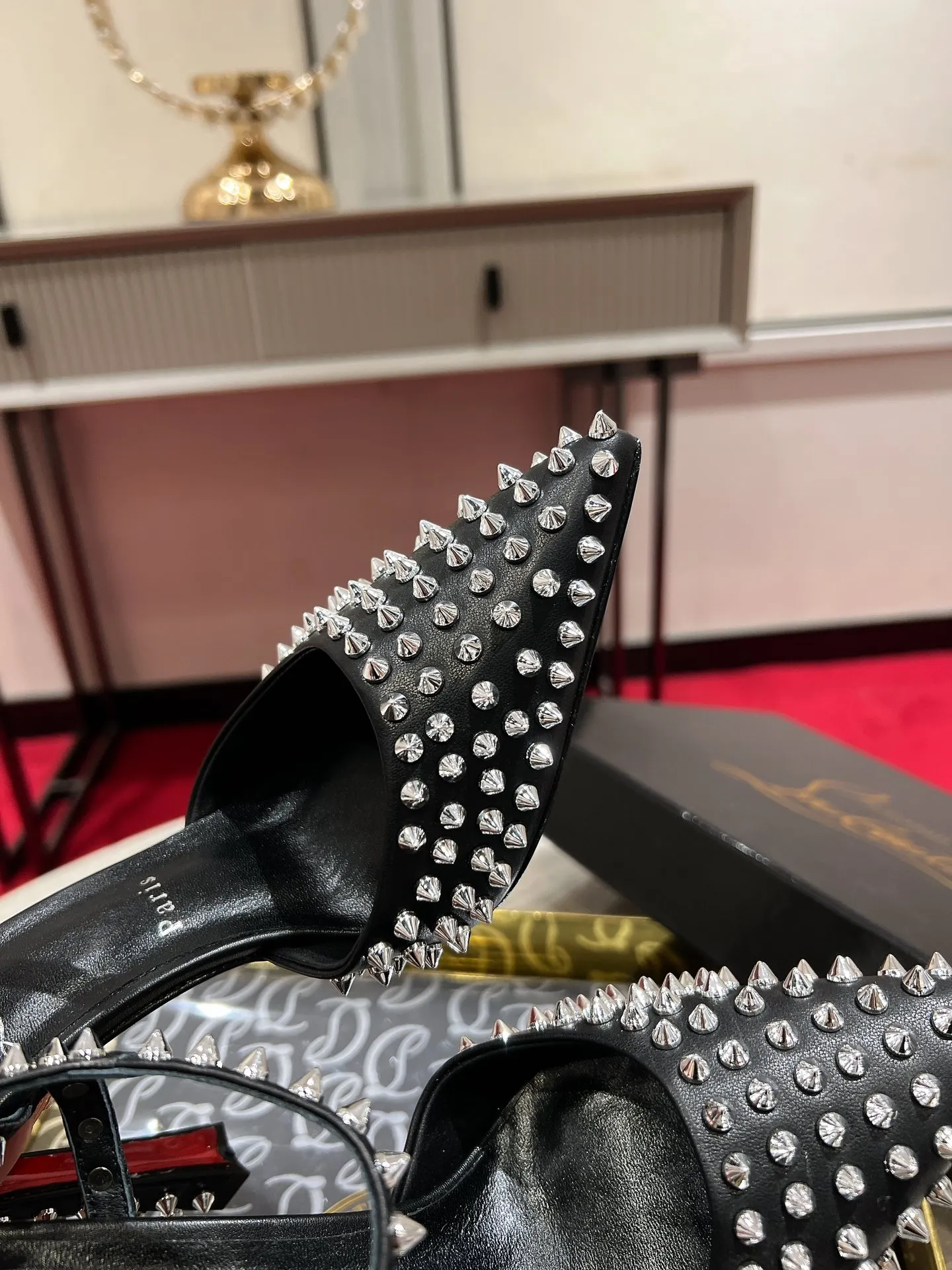 CHRISTIAN LOUBOUTIN Женские туфли CHRISTIAN LOUBOUTIN Женские туфли