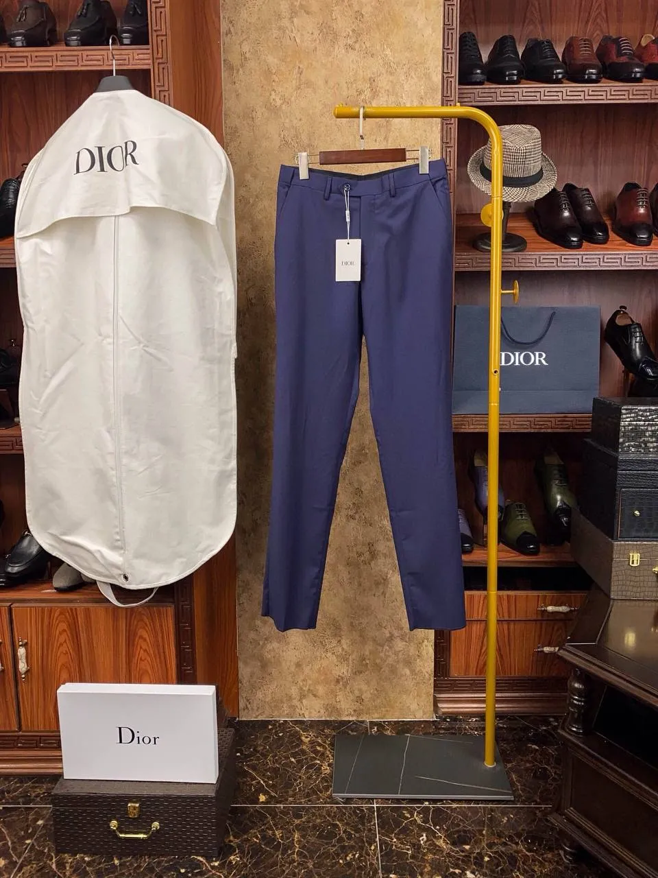 CHRISTIAN DIOR Мужские брюки CHRISTIAN DIOR Мужские брюки