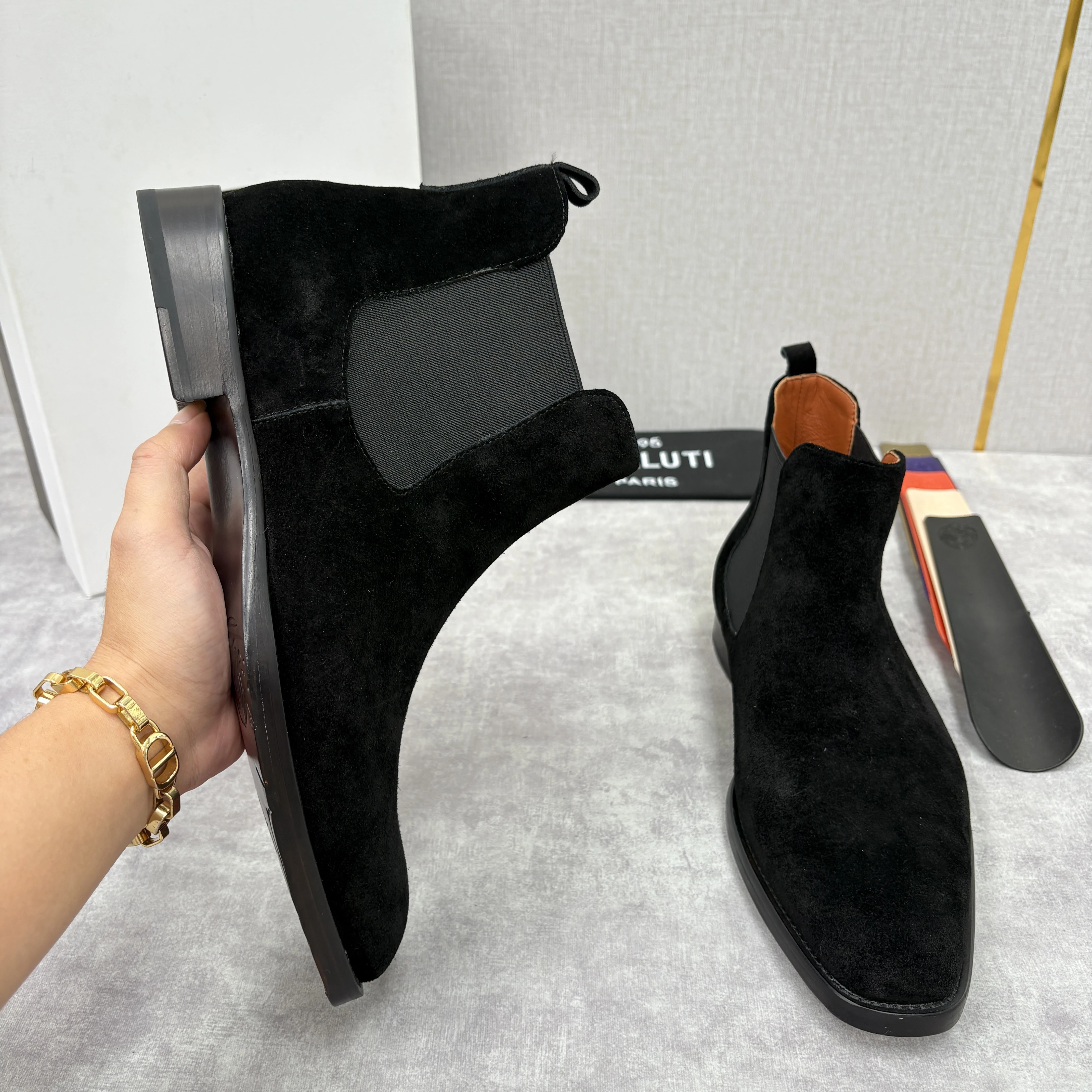 BERLUTI Мужские кроссовки челси из замши