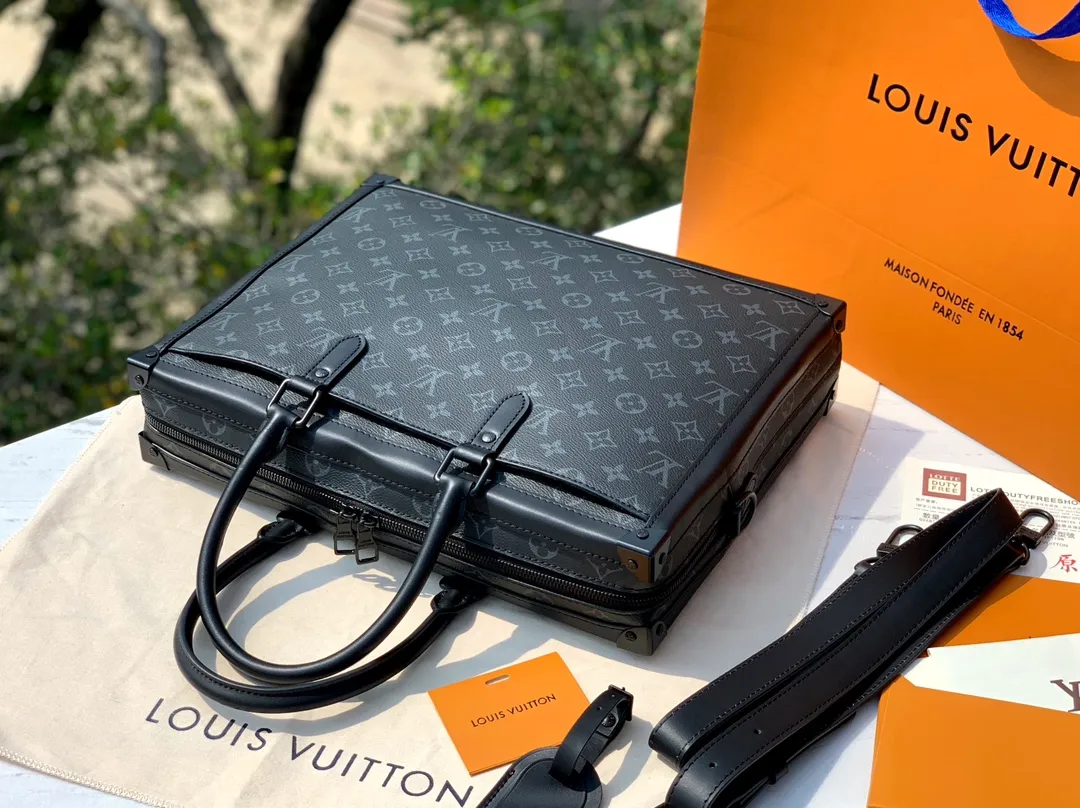 LOUIS VUITTON Мужской портфель Soft Trunk LOUIS VUITTON Мужской портфель Soft Trunk