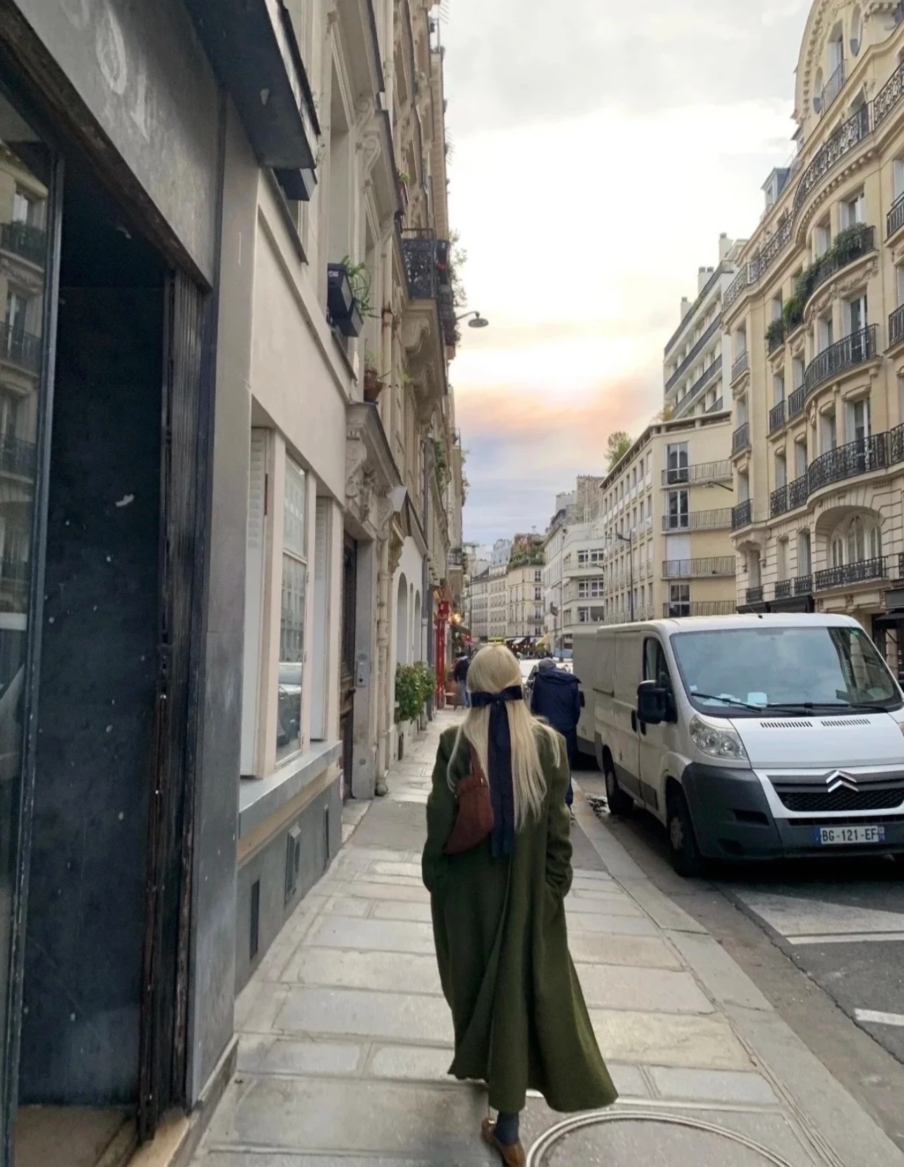 CHANEL Женская заколка для волос CHANEL Женская заколка для волос