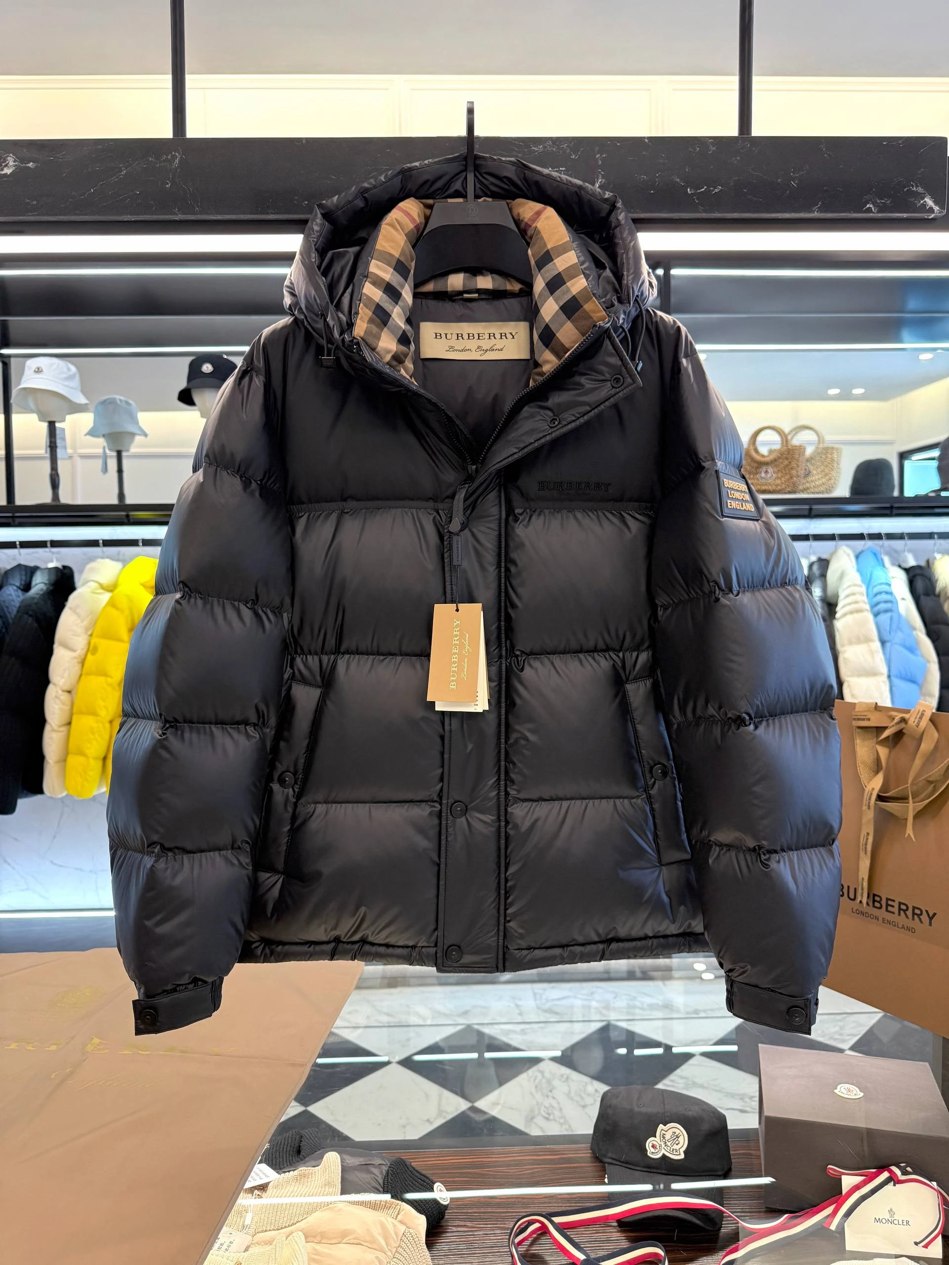 BURBERRY Мужской пуховик