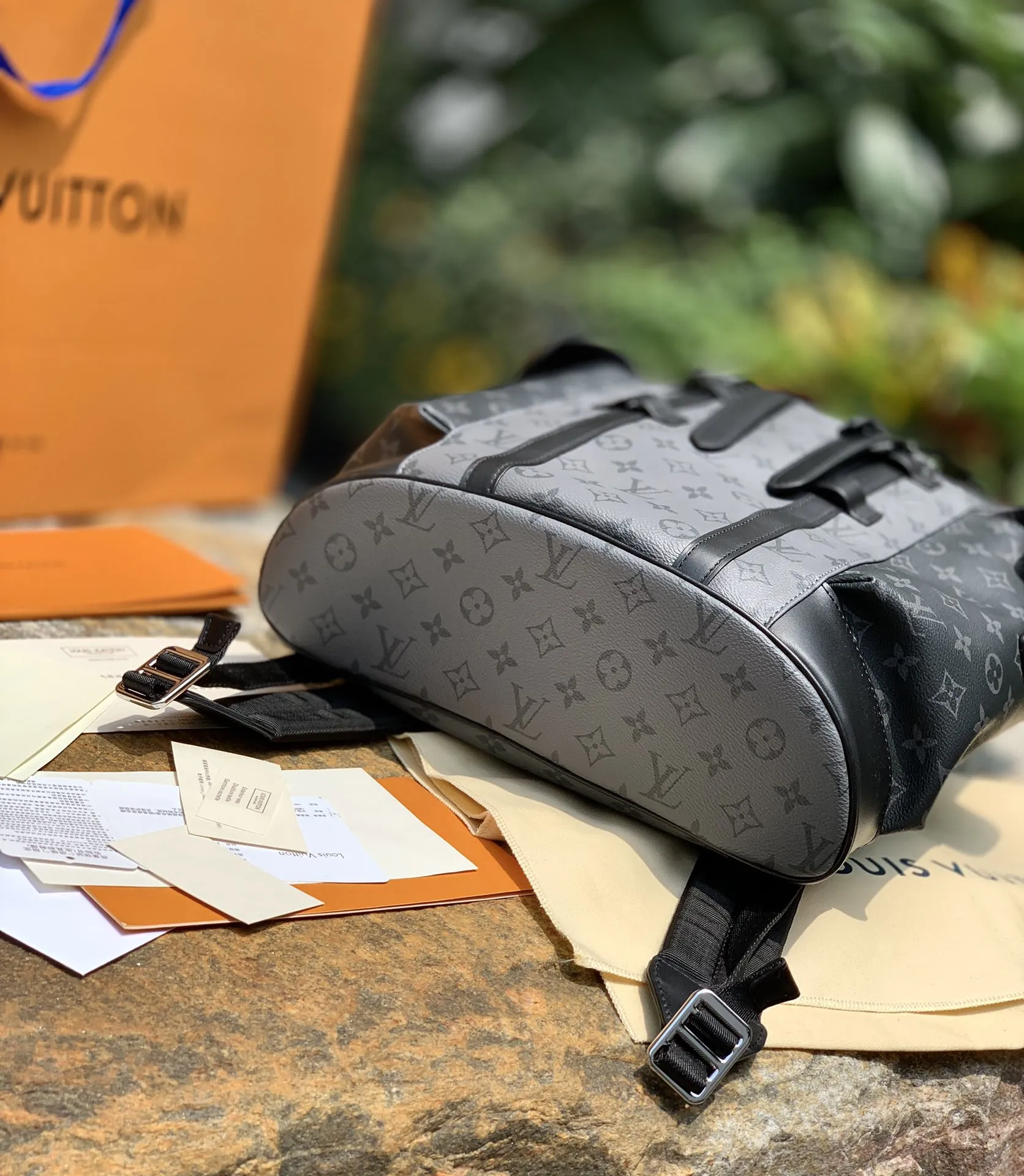 LOUIS VUITTON Мужской рюкзак Christopher MM LOUIS VUITTON Мужской рюкзак Christopher MM