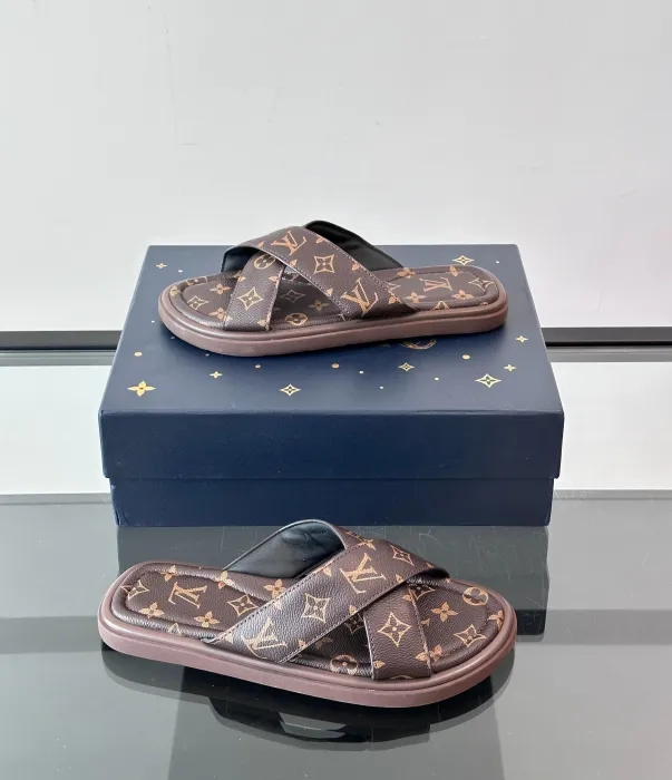 LOUIS VUITTON Мужские сандалии