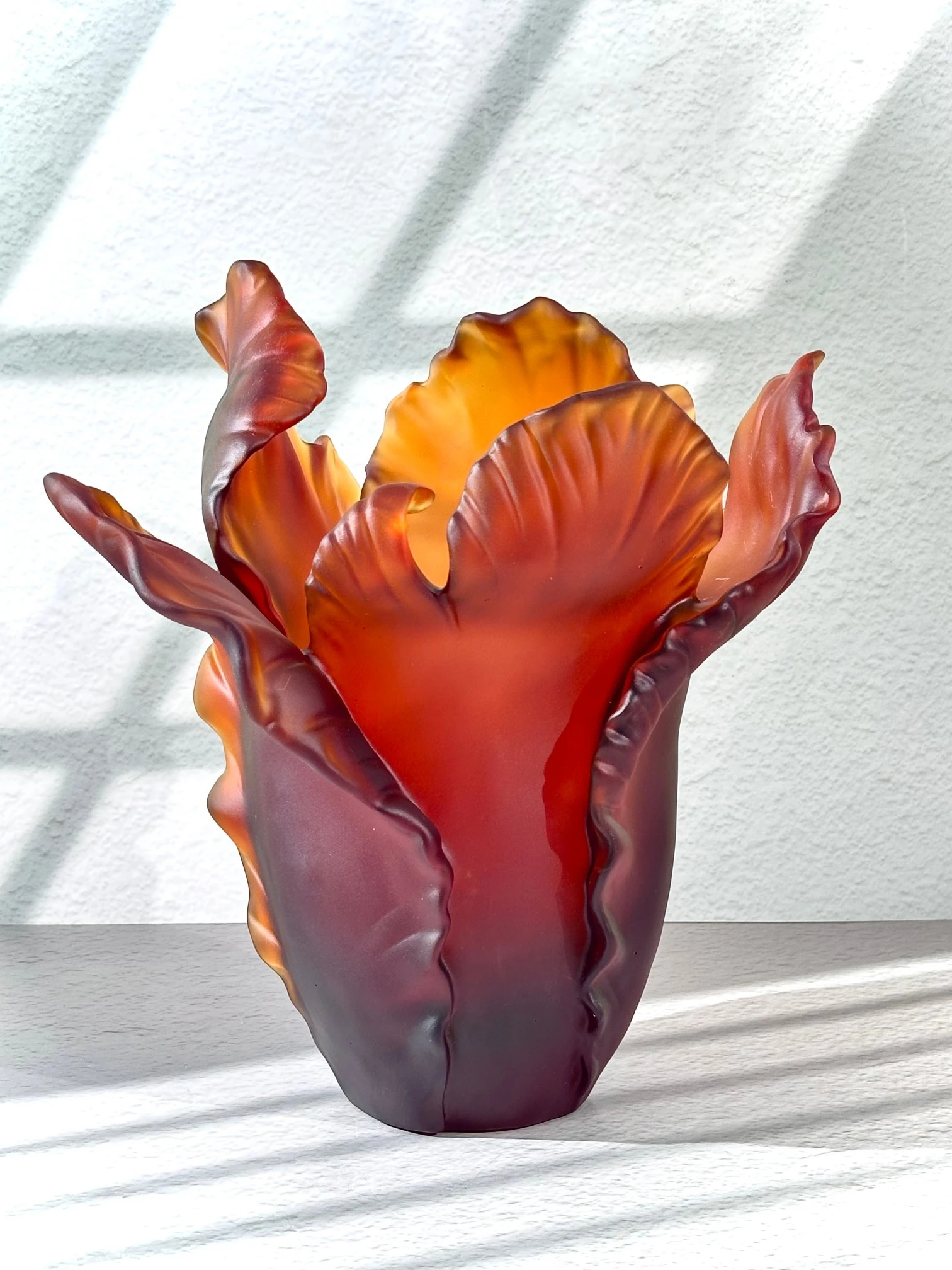 DAUM Ваза Coral Tulip