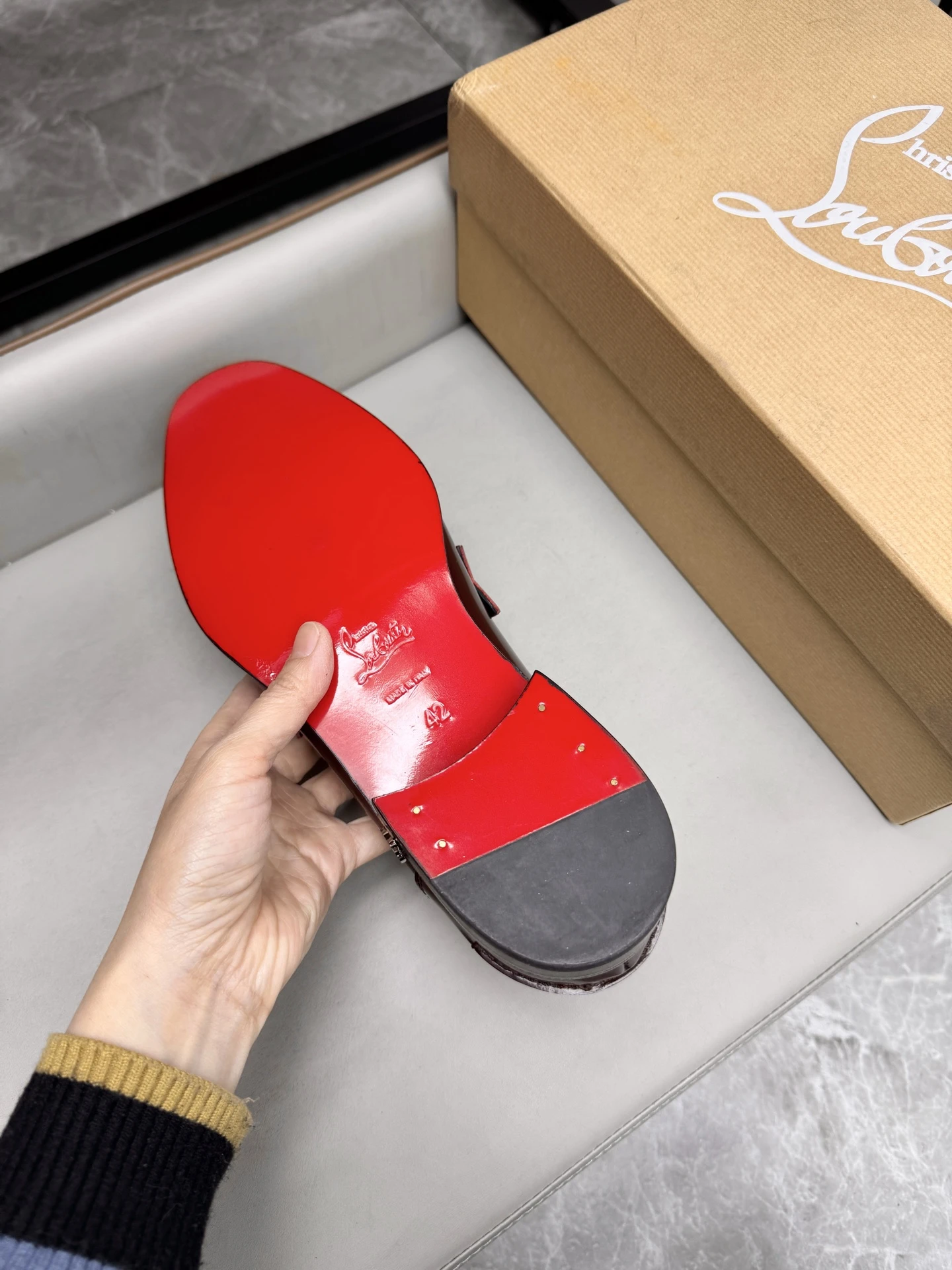 CHRISTIAN LOUBOUTIN Мужские лоферы из глянцевой кожи