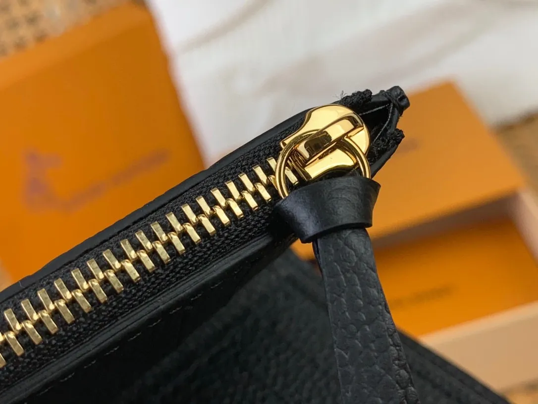 LOUIS VUITTON Женский кошелек Victorine LOUIS VUITTON Женский кошелек Victorine