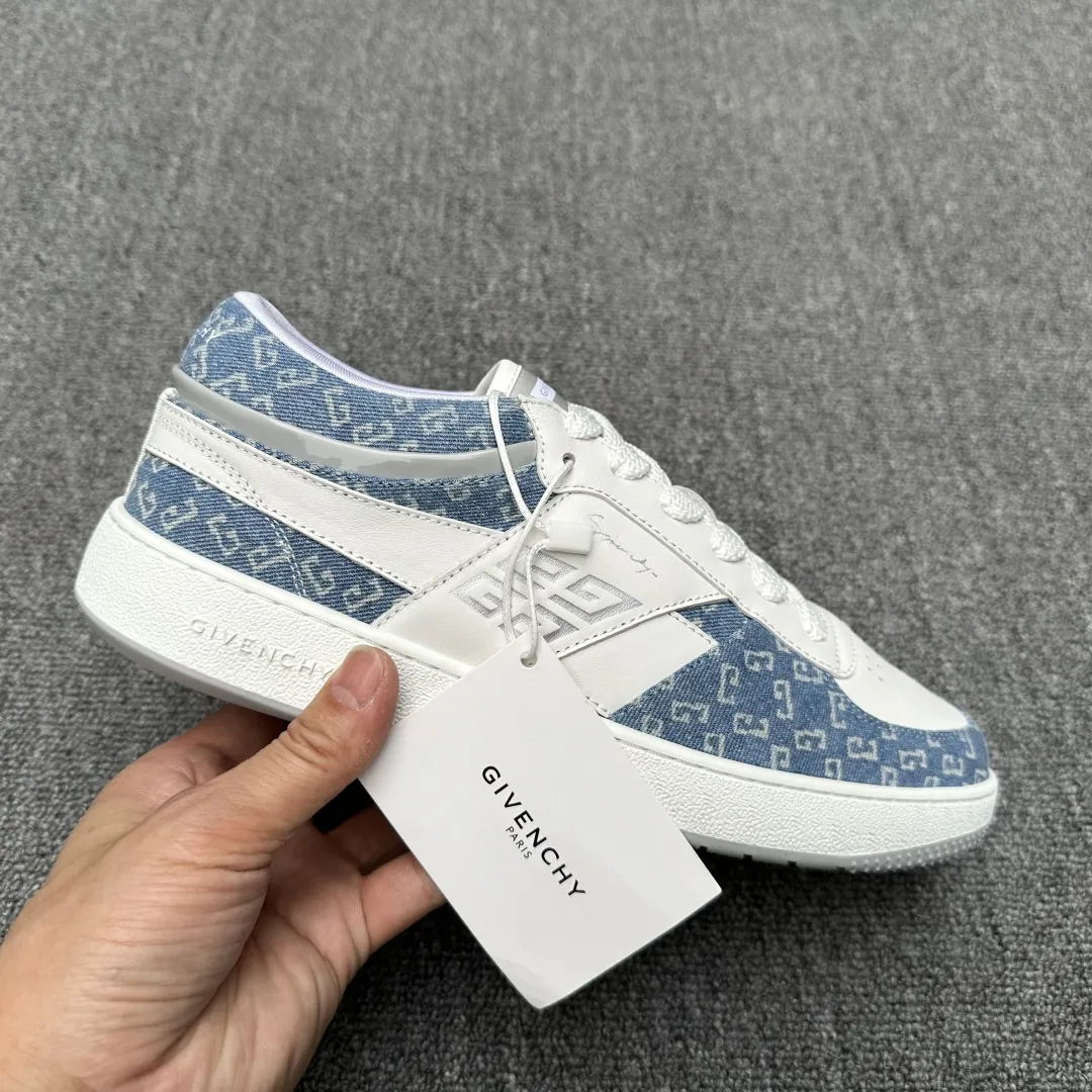 GIVENCHY Мужские кроссовки с фирменными узорами