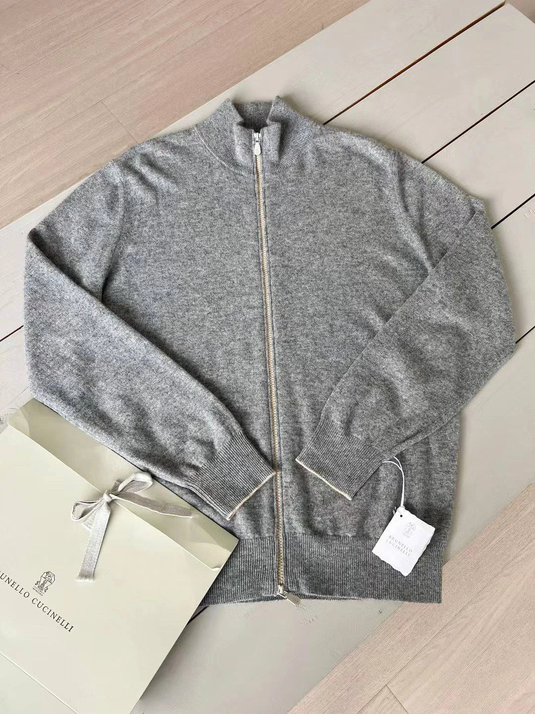 BRUNELLO CUCINELLI Мужской джемпер из кашемира BRUNELLO CUCINELLI Мужской джемпер из кашемира