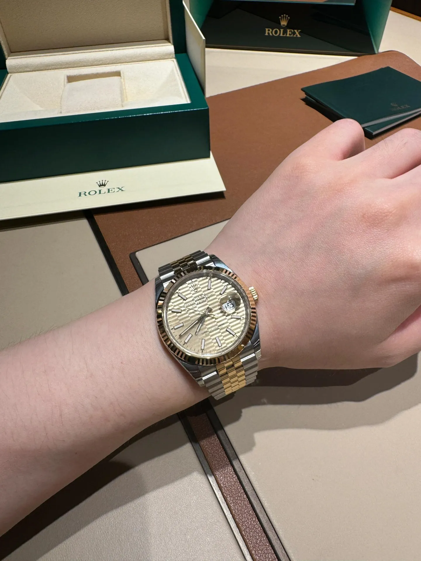 ROLEX Женские часы Datejust 36 m126233-0039 ROLEX Женские часы Datejust 36 m126233-0039