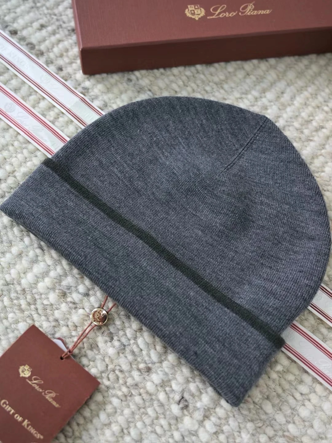 LORO PIANA Мужская шапка-бини из кашемира 