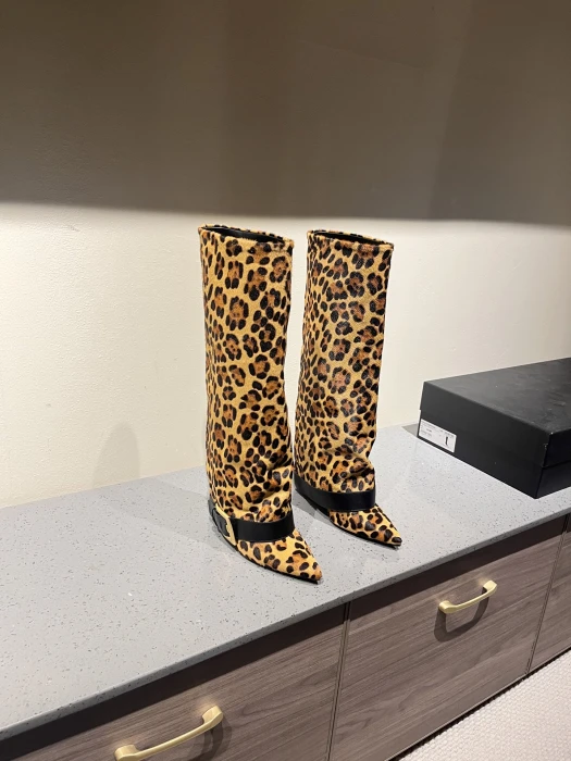 BALMAIN Женские сапоги