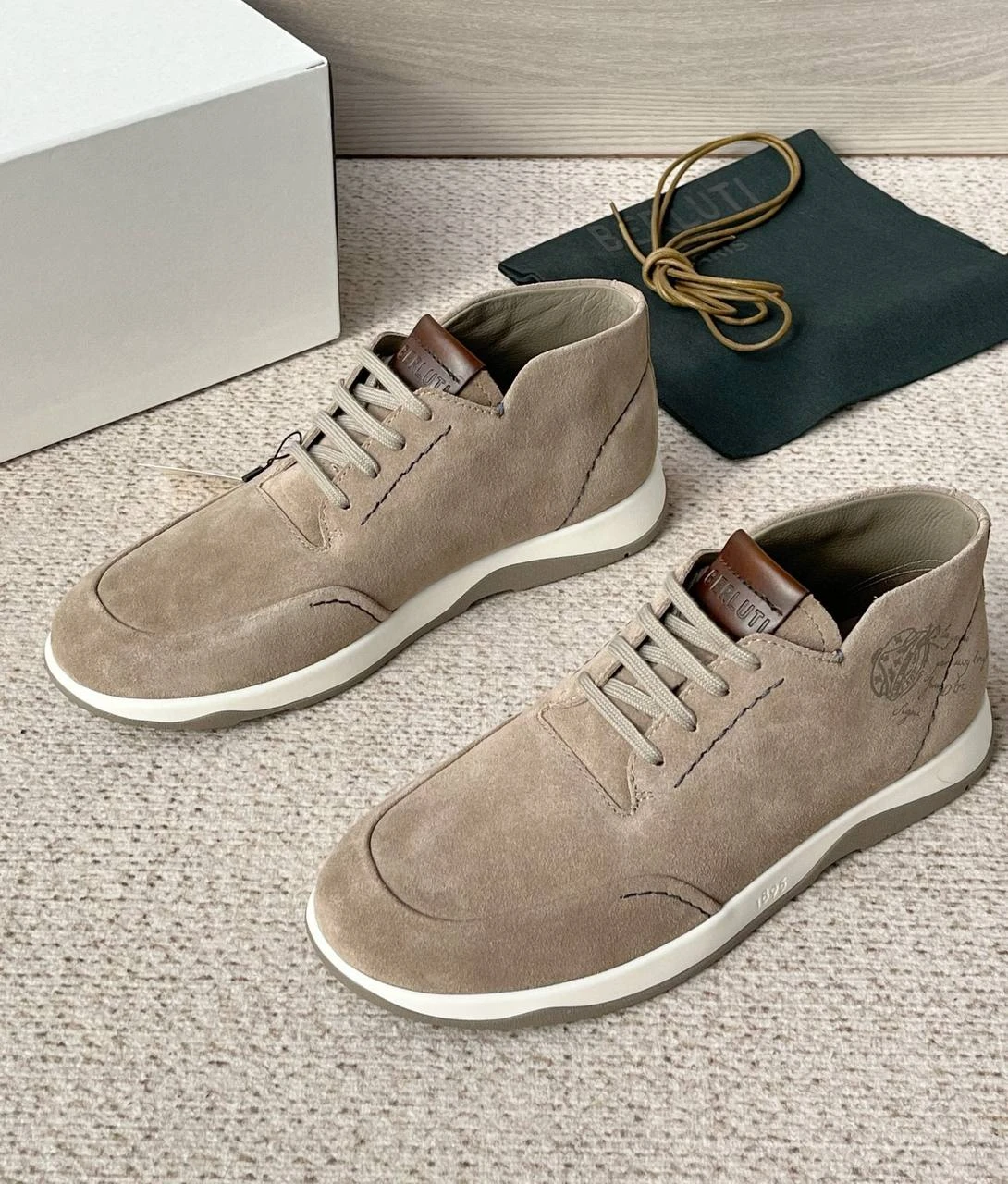 BERLUTI Мужские кроссовки из телячьей кожи BERLUTI Мужские кроссовки из телячьей кожи