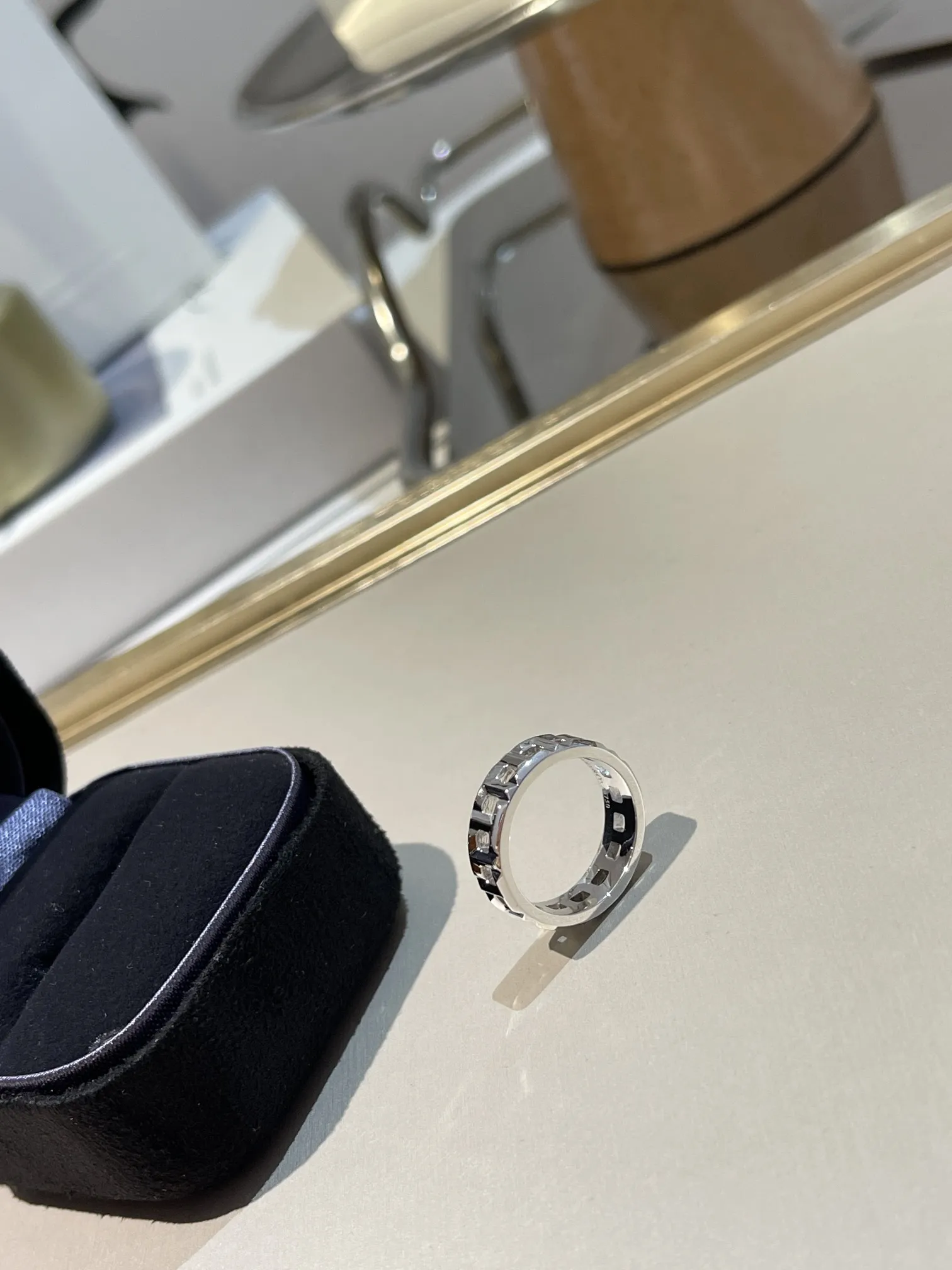 TIFFANY Кольцо из платины TIFFANY Кольцо из платины