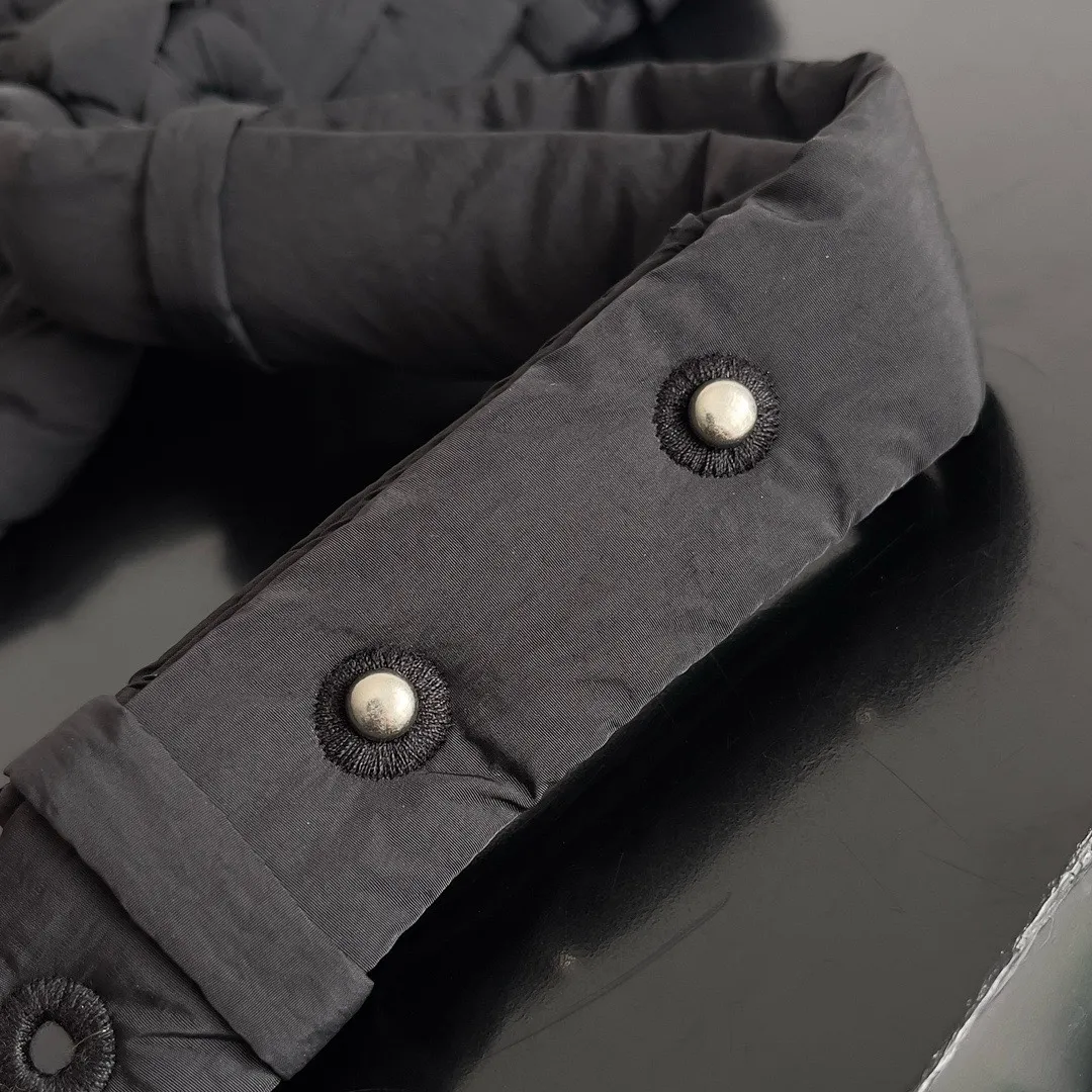 BOTTEGA VENETA Сумка Rumple Messenger нейлон Small