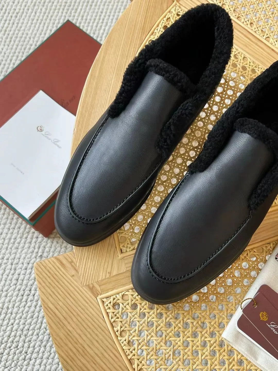 LORO PIANA Мужские лоферы с мехом