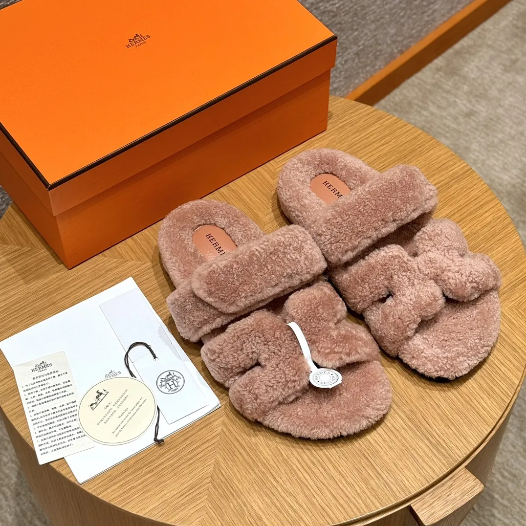 HERMES Женские сандалии Chypre из шерсти