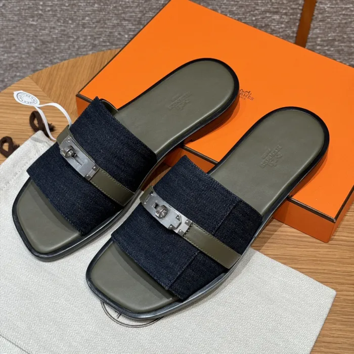 HERMES Женские сандалии Gabriel