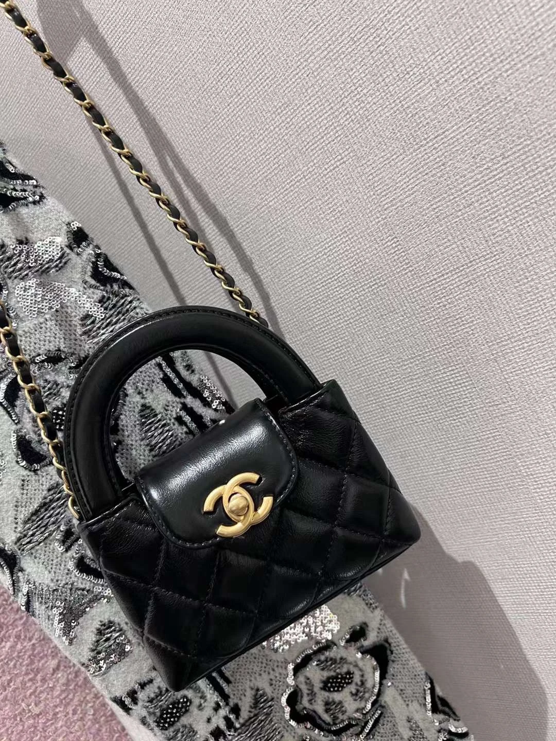 CHANEL Женская сумка Kelly 23k CHANEL Женская сумка Kelly 23k