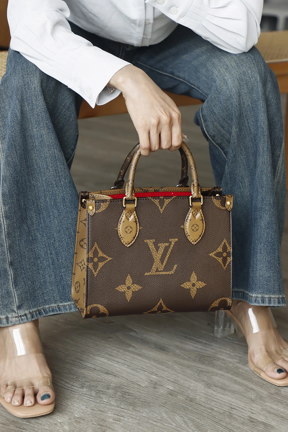 LOUIS VUITTON Женская Сумка Onthego M46373 LOUIS VUITTON Женская Сумка Onthego M46373