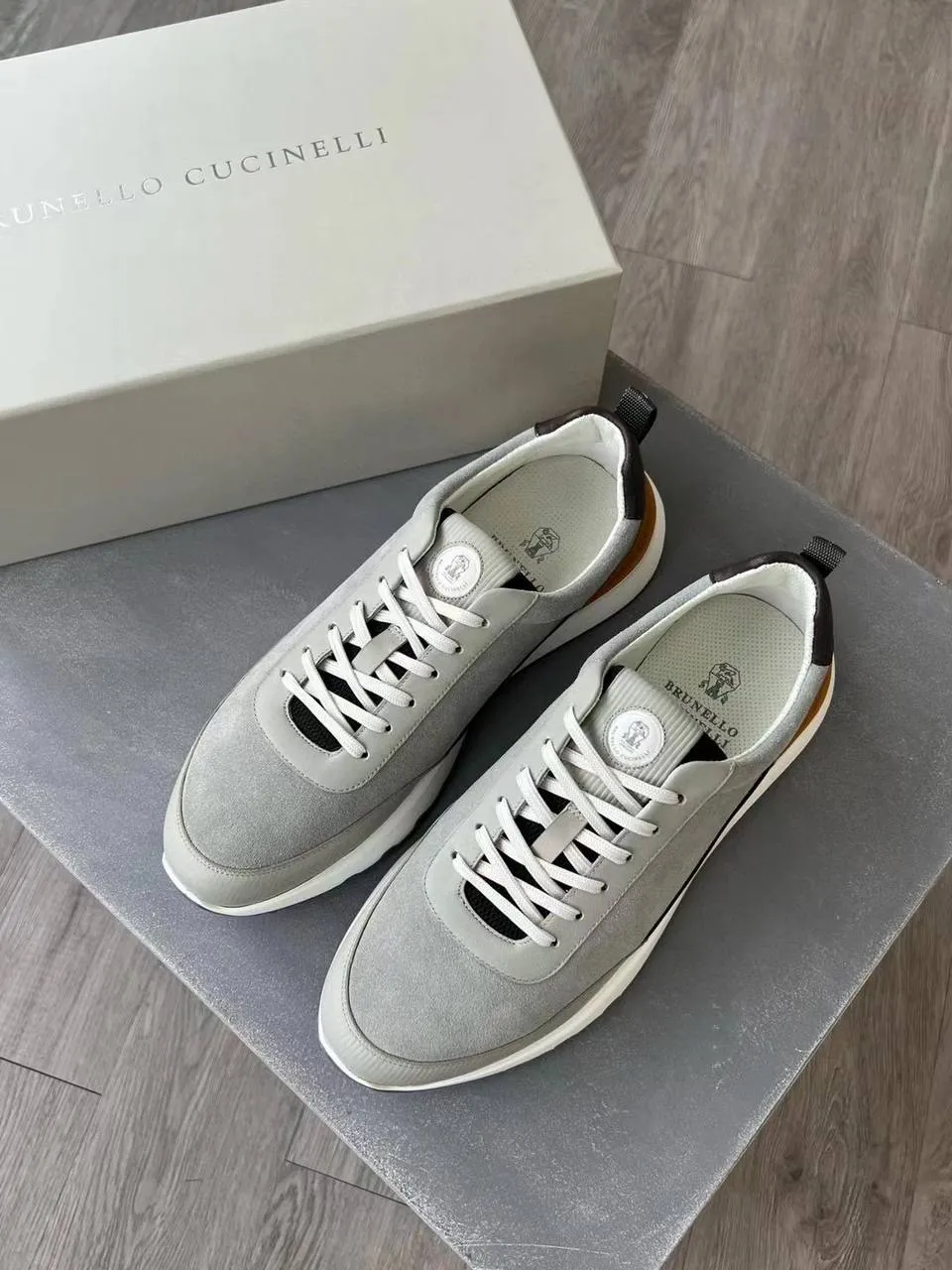 BRUNELLO CUCINELLI Мужские кроссовки с полуполированной кожей BRUNELLO CUCINELLI Мужские кроссовки с полуполированной кожей