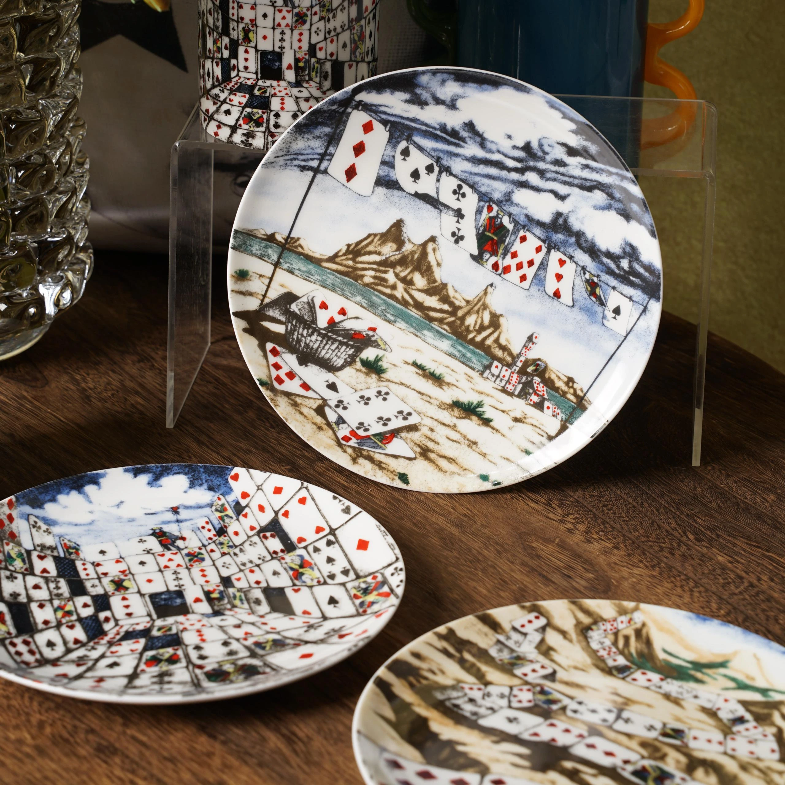 MEETROPOL Декоративные тарелки и сахарница "Покер" MEETROPOL Декоративные тарелки и сахарница "Покер"