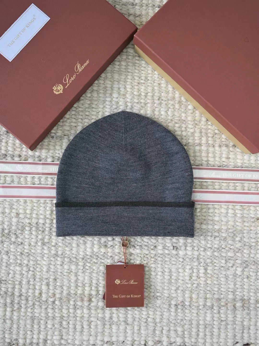 LORO PIANA Мужская шапка-бини из кашемира 