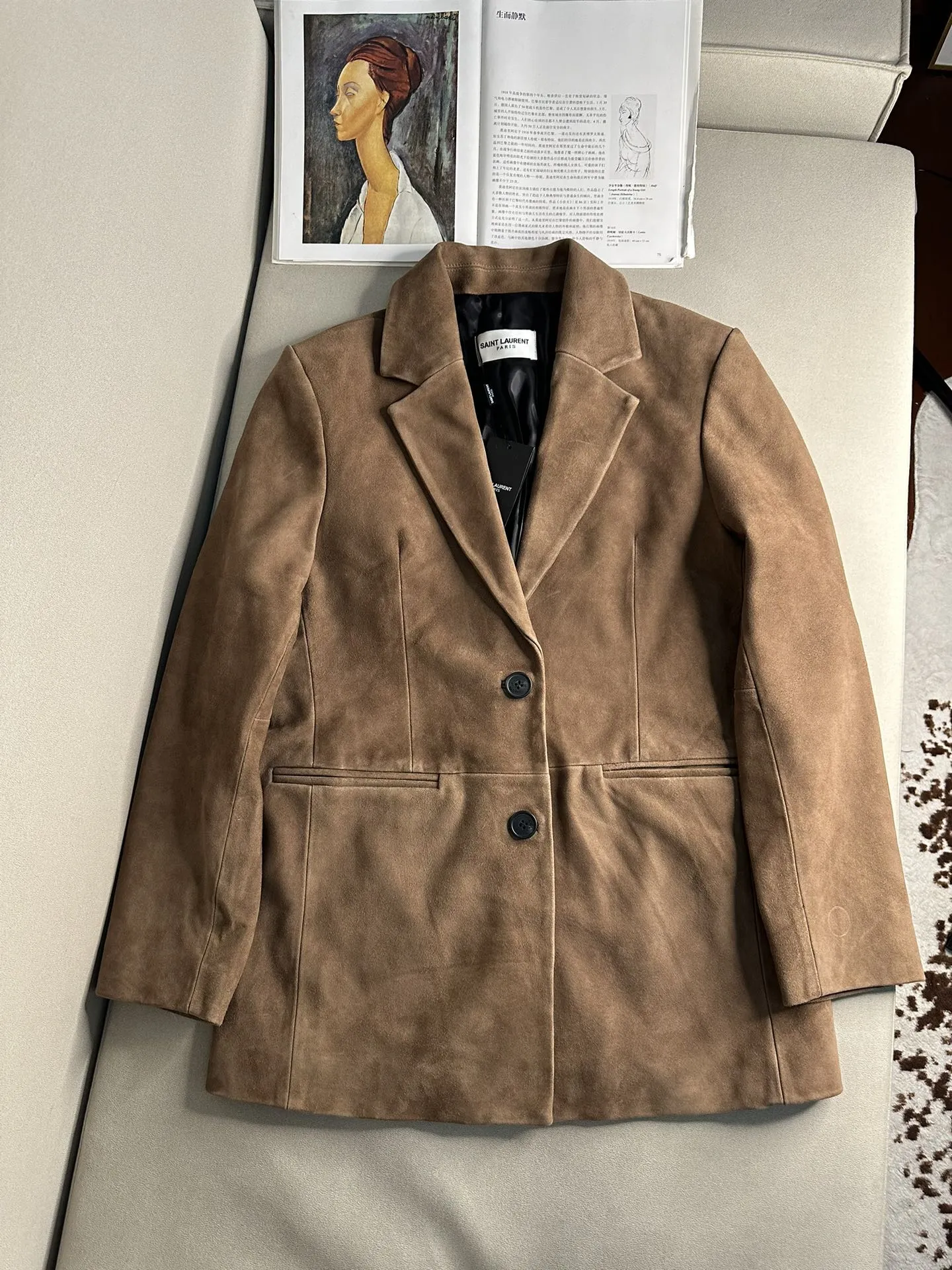 SAINT LAURENT Женский жакет из замши SAINT LAURENT Женский жакет из замши