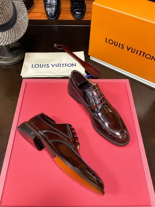 LOUIS VUITTON Мужские лакированные туфли