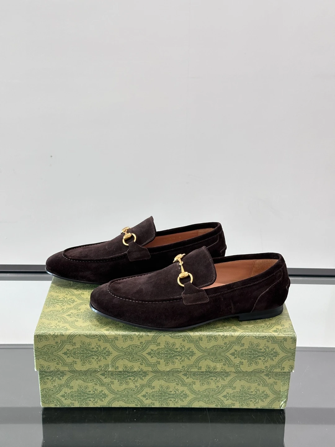 GUCCI Мужские лоферы воловья замша GUCCI Мужские лоферы воловья замша