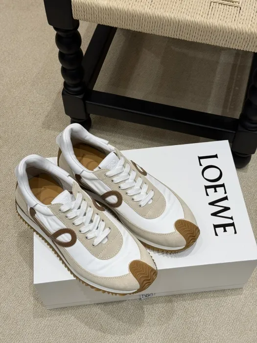 LOEWE Женские кроссовки Forrest Gump Flow Runner