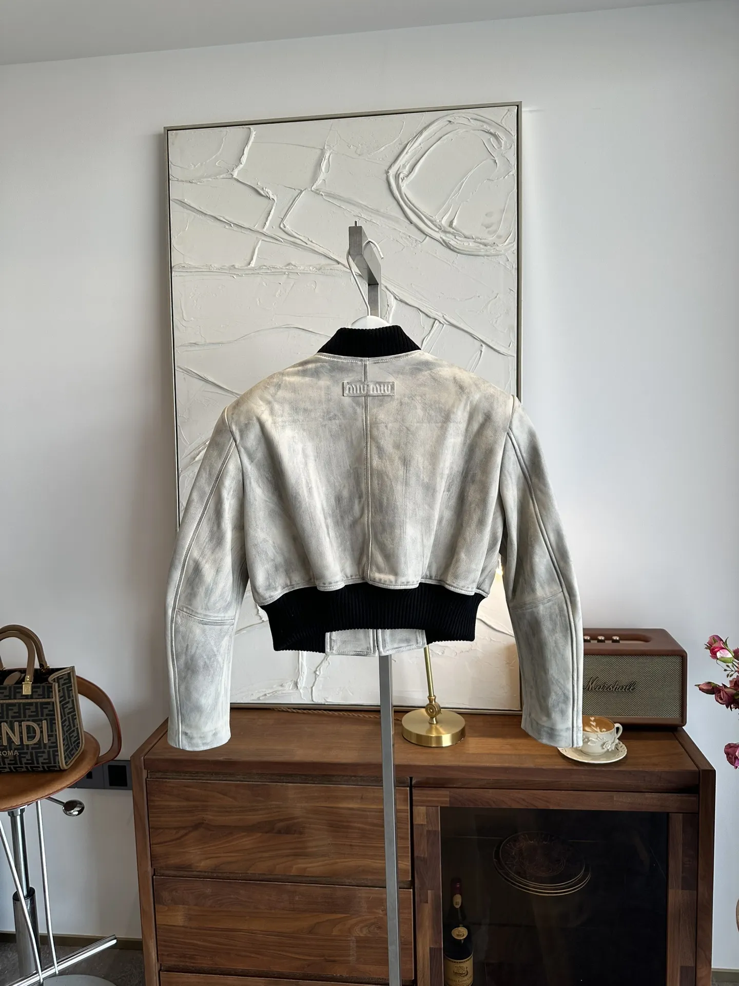 MIU MIU Женская кожаная куртка MIU MIU Женская кожаная куртка