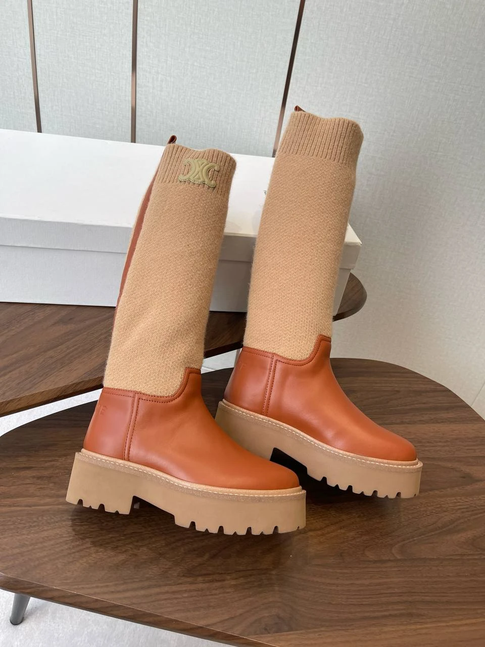 CELINE Женские сапоги из коровьей кожи 