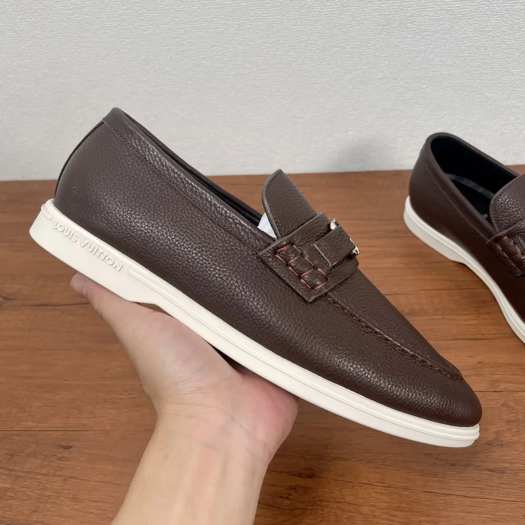 LOUIS VUITTON Мужские лоферы из телячьей кожи