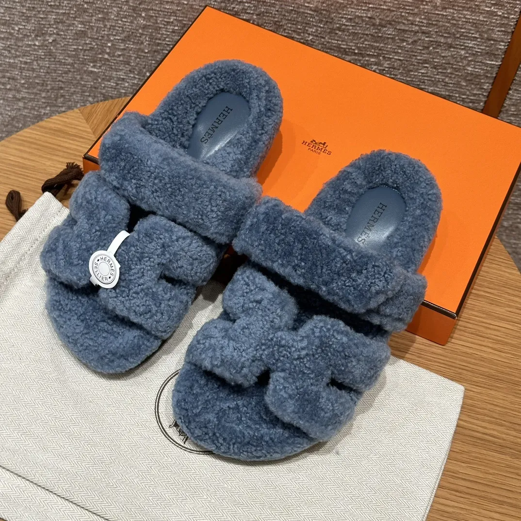 HERMES Женские сандалии Chypre из шерсти