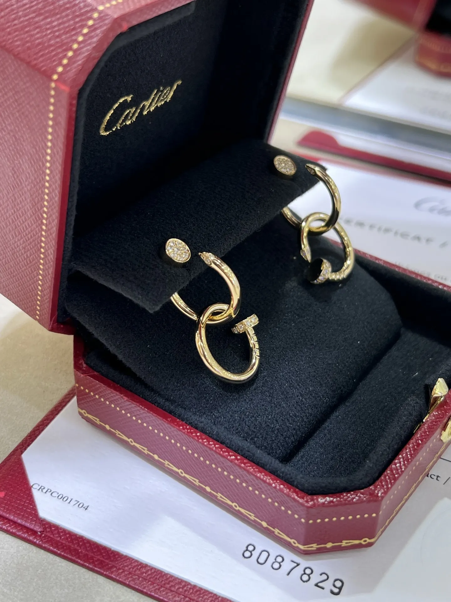 CARTIER Серьги Juste un Clou из розового золота и бриллиантов CARTIER Серьги Juste un Clou из розового золота и бриллиантов