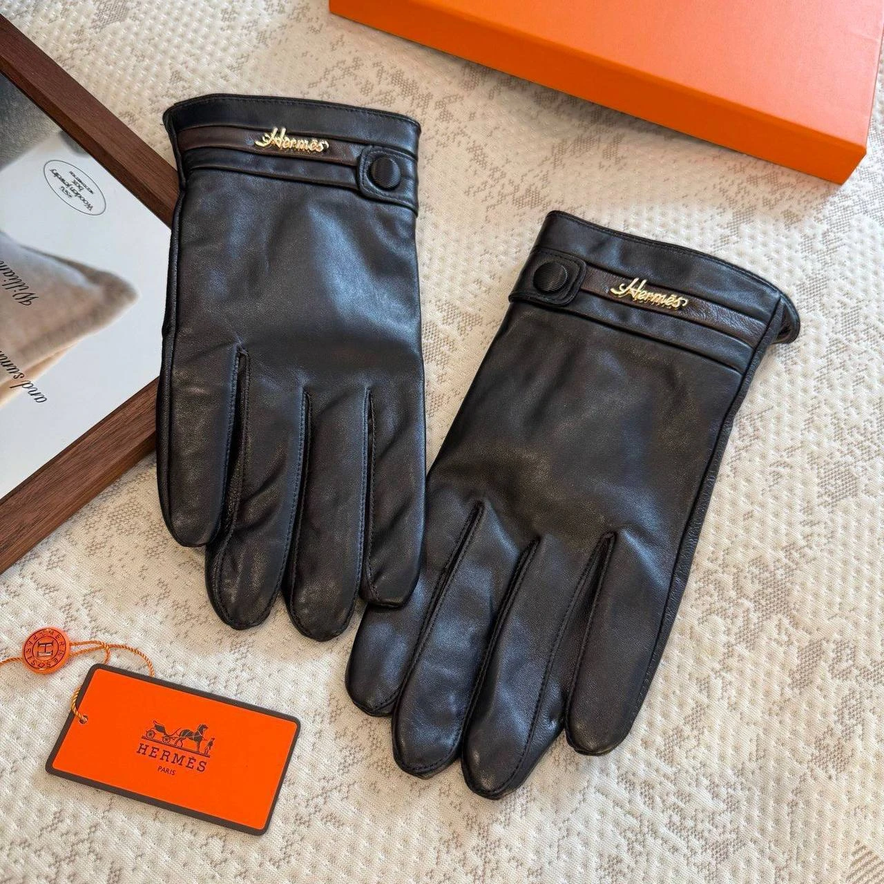 HERMES Мужские утеплённые перчатки HERMES Мужские утеплённые перчатки