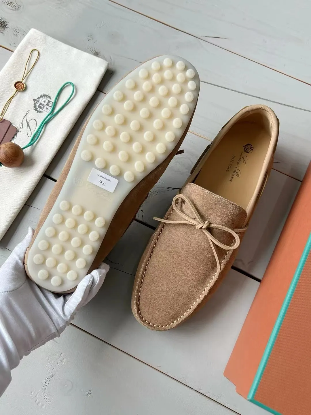 LORO PIANA Мужские мокасины с точечной подошвой