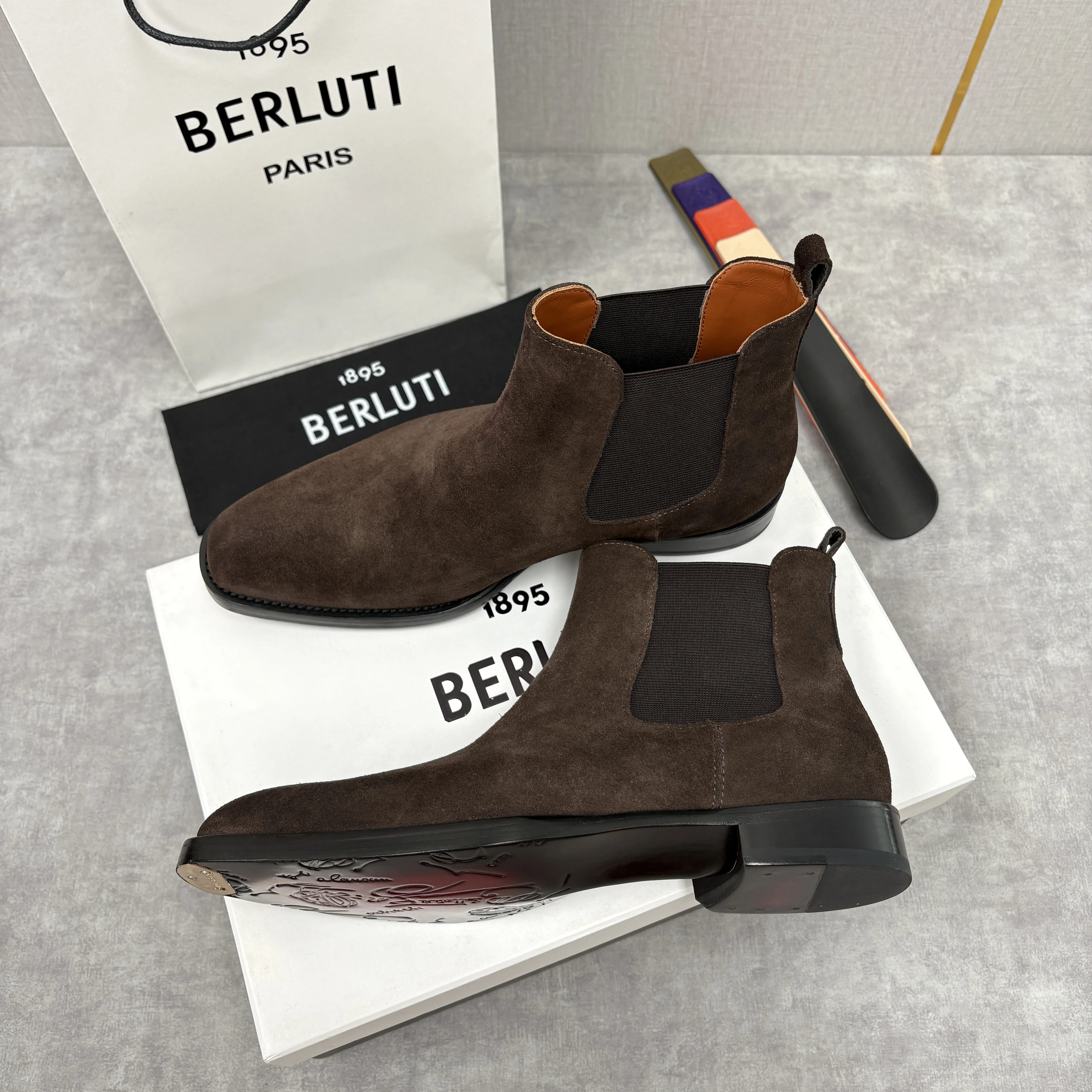 BERLUTI Мужские кроссовки челси из замши BERLUTI Мужские кроссовки челси из замши